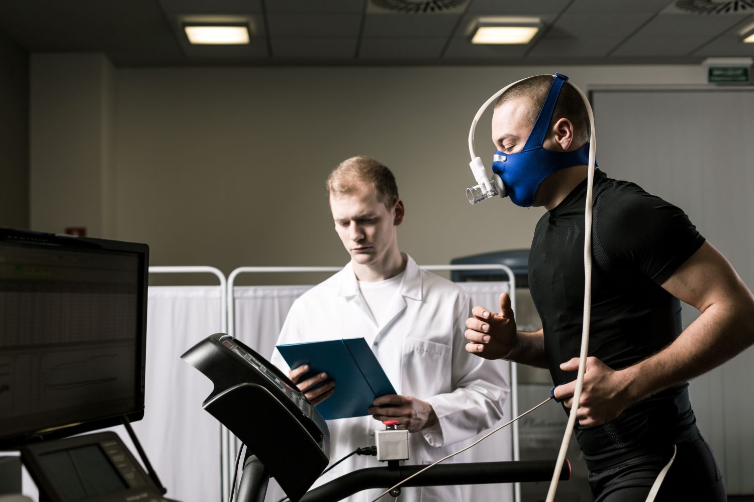 Treadmill stress test